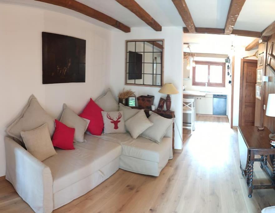 Cozy Apartment In The Heart Of The Alps Chateau-d'Oex Ngoại thất bức ảnh