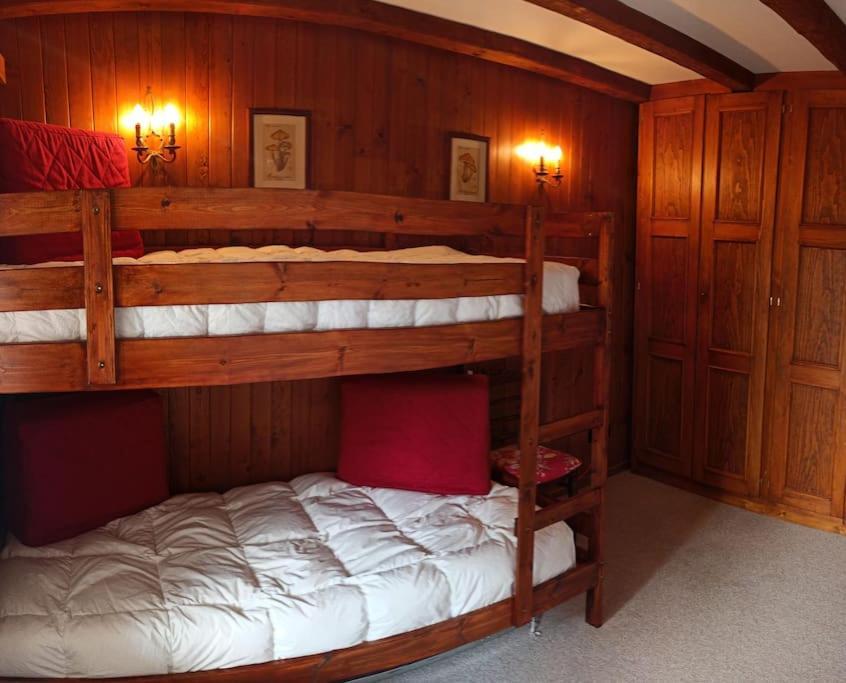 Cozy Apartment In The Heart Of The Alps Chateau-d'Oex Ngoại thất bức ảnh